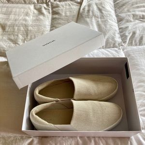 Vince Warren Linen Slip-Ons Size 9